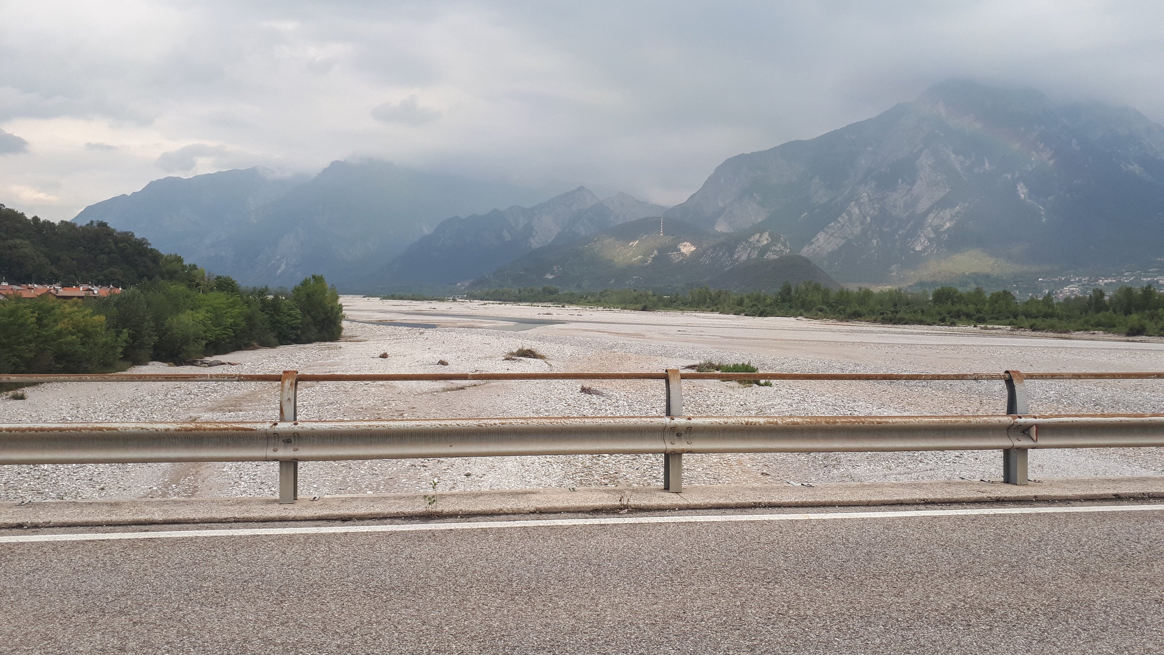 Alpe Adria - Flussbett