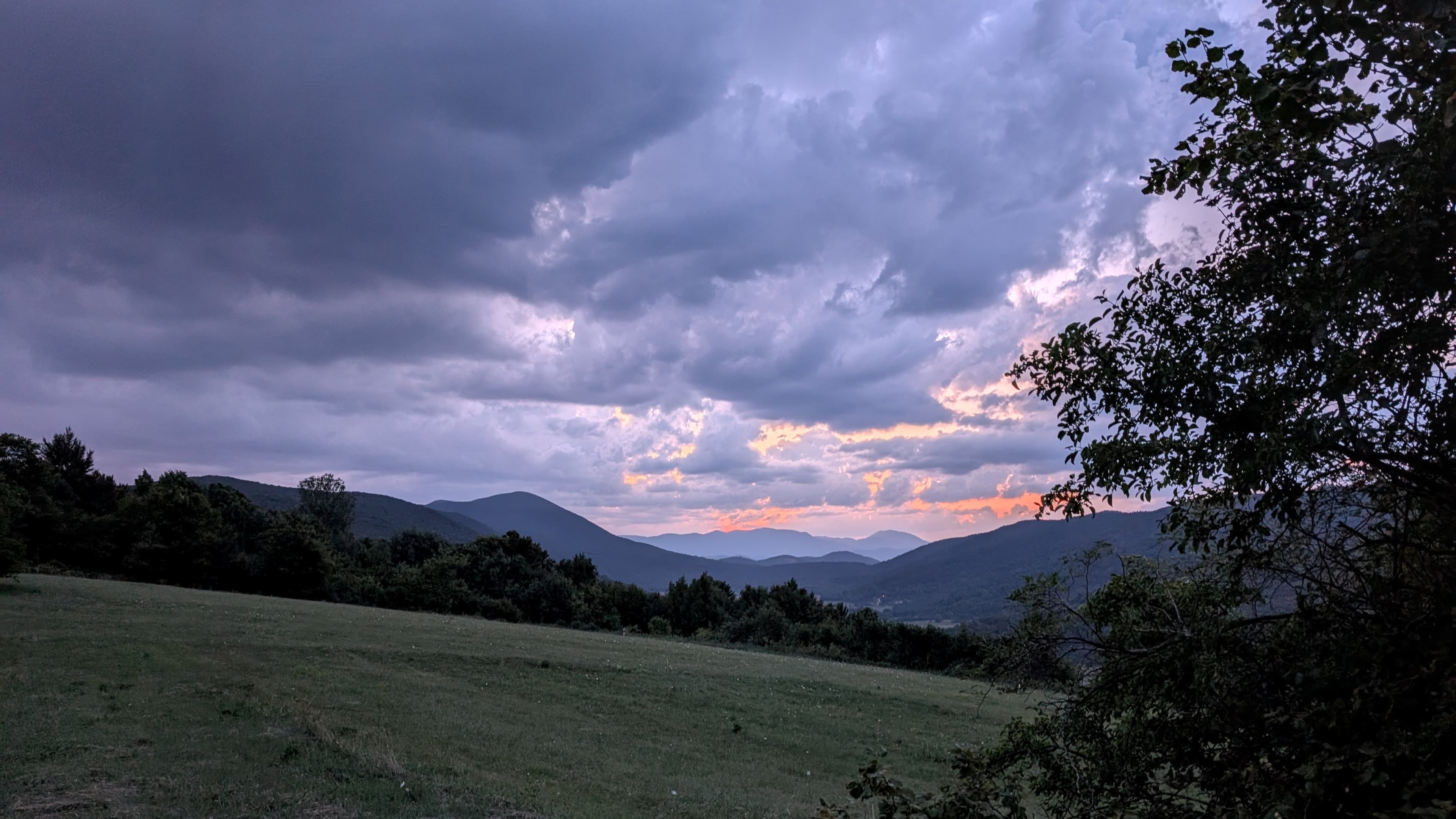 Velebit - Dicke Wolken
