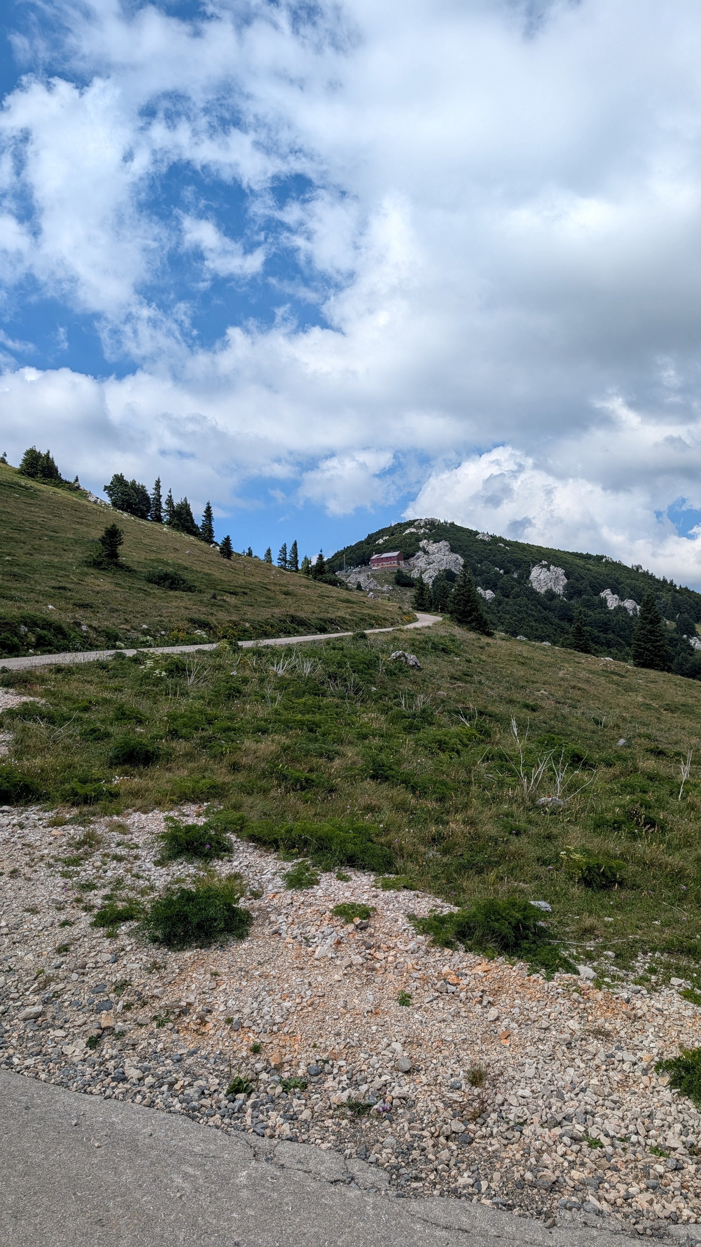 Velebit - Berghütte